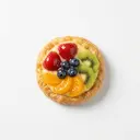 Pudding-Plunder belegt mit Früchten und Klarguss
