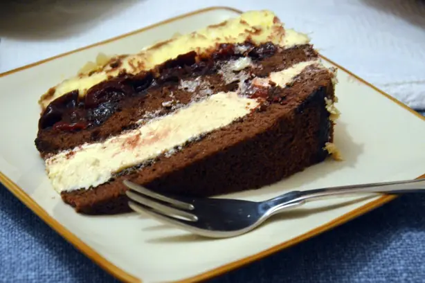 02015 Variante der Schwarzwälder Kirschtorte nach galizischer Art – Foto: Silar (CC BY-SA 4.0)