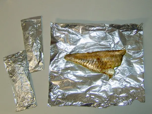 Foto von Saftiger Spülmaschinen-Lachs (Dishwasher Salmon) – fertig angerichtet