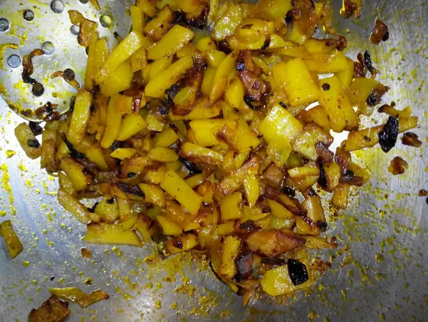 Foto von Litti Chokha – Das Herz der Bhojpuri-Küche – fertig angerichtet