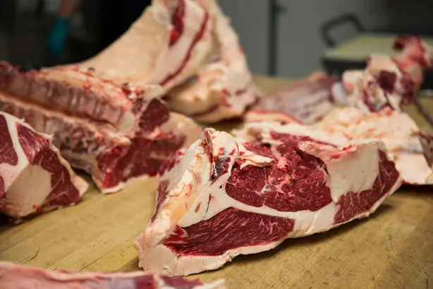 Alberta's first wagyu cross dry aged beef (31617134106) – Foto: Mack Male from Edmonton, AB, C (CC BY-SA 2.0)