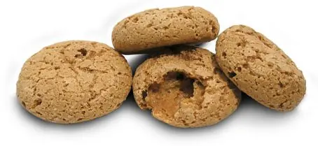Foto von Klassische italienische Amaretti – fertig angerichtet