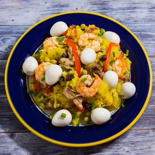 Foto von Arroz a la Valenciana – fertig angerichtet