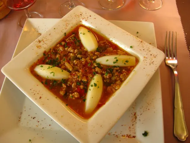 Foto von Bacalao al Pil-Pil (Baskischer Stockfisch) – fertig angerichtet