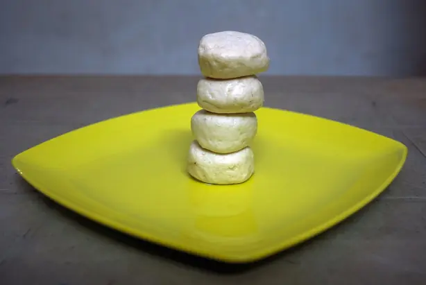 Foto von Bandel-Käse (Bandel Cheese) – fertig angerichtet