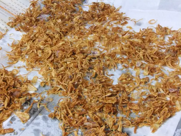 Bawang goreng – Foto: Sakurai Midori (CC BY 3.0)