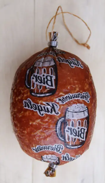 Foto von Herzhafte Bayerische Bierkugel – fertig angerichtet