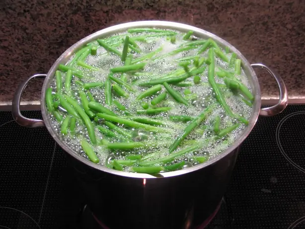 Blanching – Foto: Unbekannt (CC BY-SA 3.0)