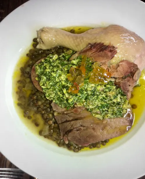 Foto von Klassisches Bollito Misto – fertig angerichtet