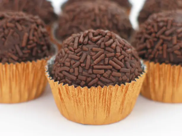 Brigadeiro – Foto: User Mayra (Maych) on Flickr (CC BY-SA 2.0)