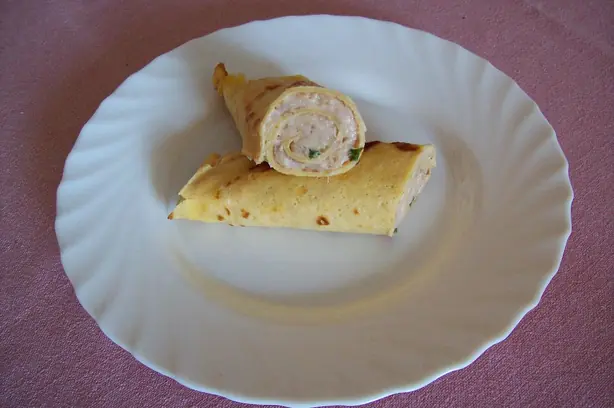 Foto von Bayerischer Brätstrudel – fertig angerichtet