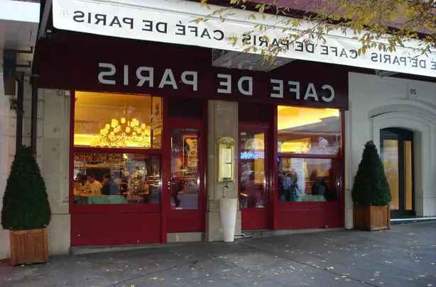 Foto von Legendäre Sauce Café de Paris – fertig angerichtet