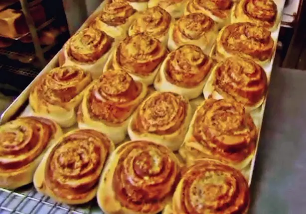Foto von Cheesymite Scroll (Australische Vegemite-Käse-Schnecke) – fertig angerichtet