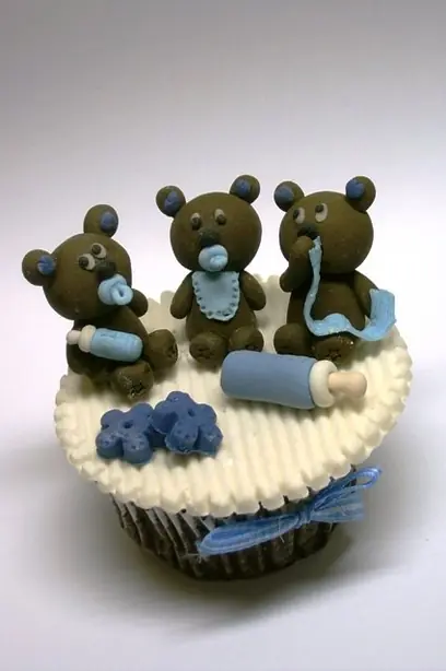 Cupcake with bears and bottles – Foto: Ana Fuji (CC BY 2.0)