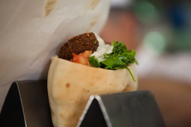 Foto von Klassische Falafel (Hausgemacht) – fertig angerichtet