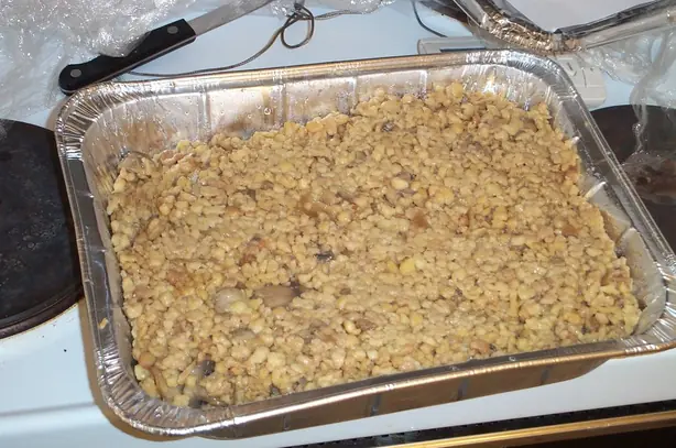 Foto von Klassische Eier-Farfel (Hausgemachte jüdische Pasta) – fertig angerichtet