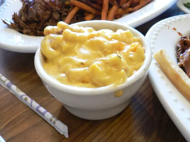Foto von Britische Cheddar-Sauce (Klassisches Grundrezept) – fertig angerichtet