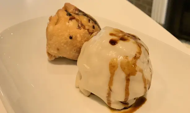 Fried and steamed dim sim (cropped) – Foto: Finbar.concaig (CC BY-SA 4.0)