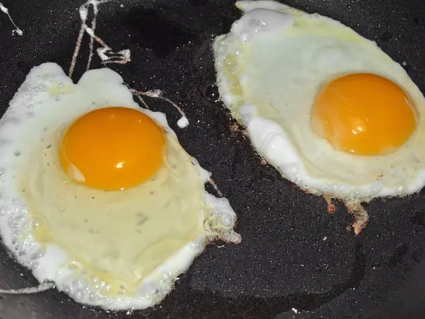Foto von Egg Bhurji (Würziges Indisches Masala-Rührei) – fertig angerichtet