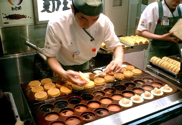 Foto von Imagawayaki (Japanische gefüllte Pfannkuchen) – fertig angerichtet