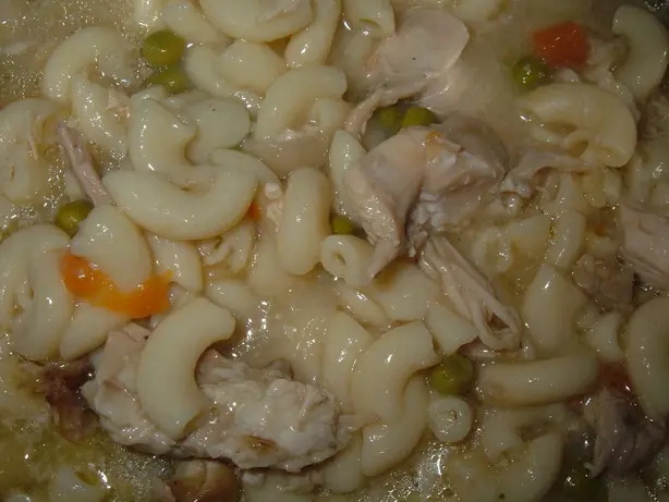 Homemade chicken soup – Foto: BrokenSphere (CC BY-SA 3.0)