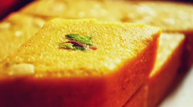 Moong Daal Barfi – Foto: Sourav Das (CC BY-SA 4.0)
