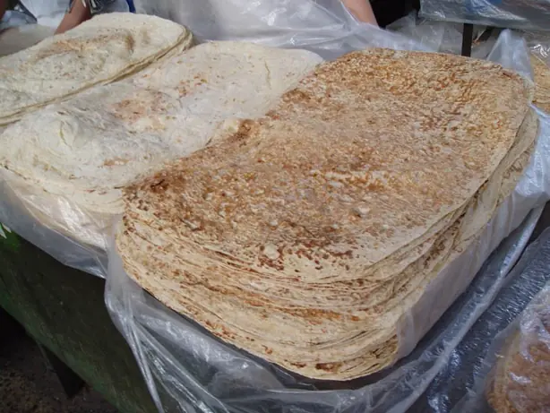 Foto von Armenisches Lavash-Fladenbrot – fertig angerichtet