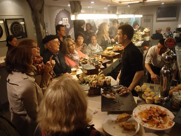 Foto von Pintxos de Donostia (Baskische Tapas) – fertig angerichtet