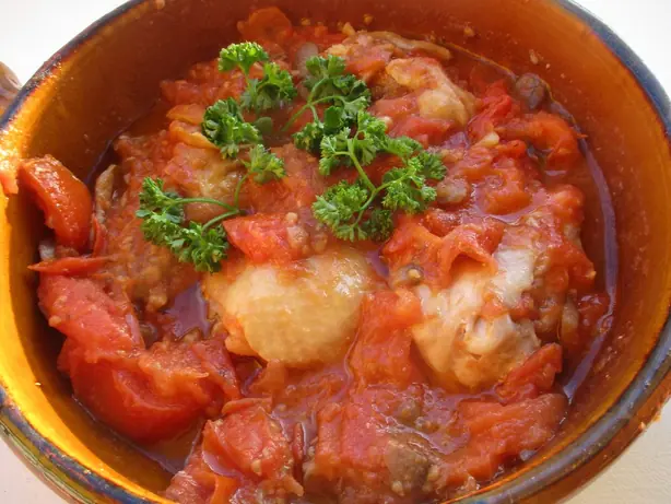 Foto von Hähnchen Marengo (Poulet à la Marengo) – fertig angerichtet