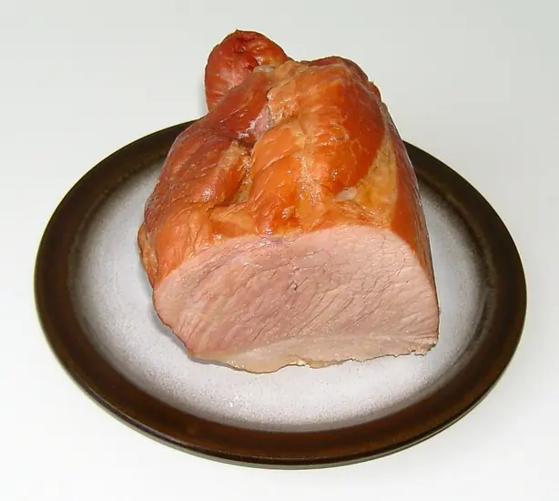 Foto von Fränkisches Schäufele (Ofenfrische Schweineschulter) – fertig angerichtet