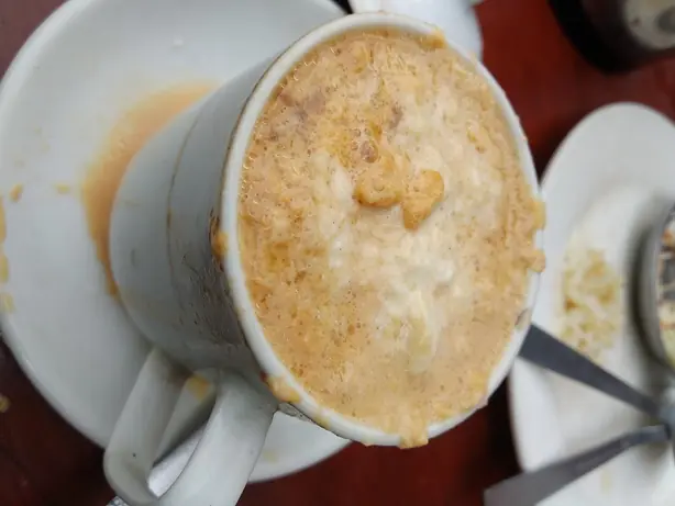Foto von Birmesischer Milchtee (Burmese Milk Tea) – fertig angerichtet