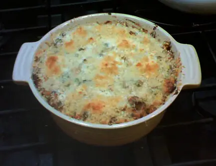 Foto von Amerikanischer Thunfisch-Auflauf (Tuna Casserole) – fertig angerichtet