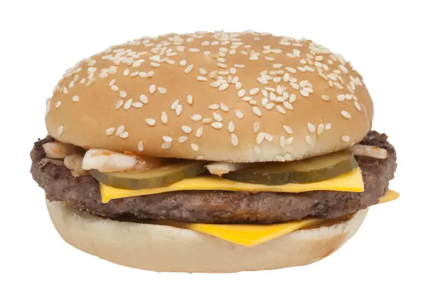 Wikipedia-Bild - McDonald's_Quarter_Pounder_with_Cheese,_United_States.jpg - Foto: Evan-Amos - CC0