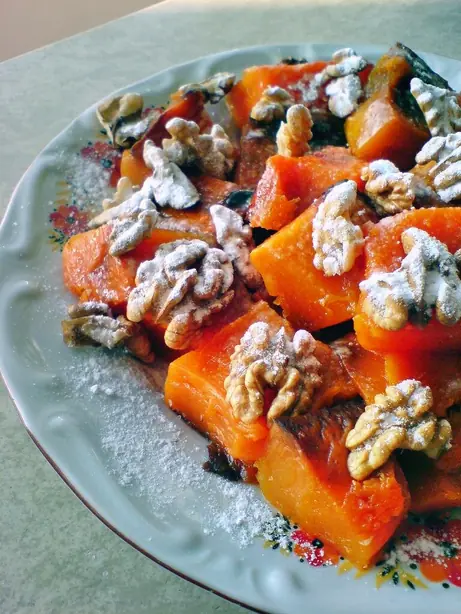 Wikipedia-Bild - Baked_pumpkin.jpg - Foto: Biser Todorov - CC BY 3.0