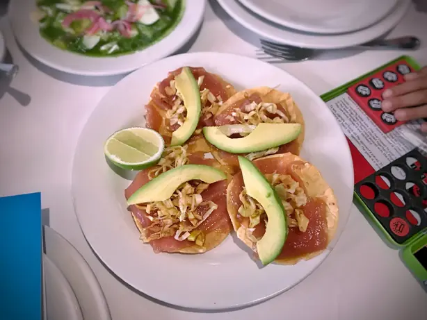 Foto von Mexikanische Tostada – fertig angerichtet