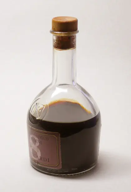 Foto von Original englische Shrewsbury-Sauce – fertig angerichtet