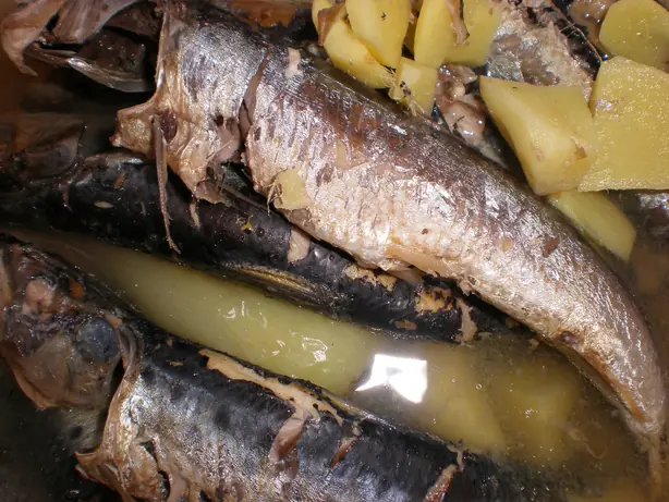 Wikipedia-Bild - Paksiw_with_sardines.JPG - Foto: BrokenSphere - CC BY-SA 3.0