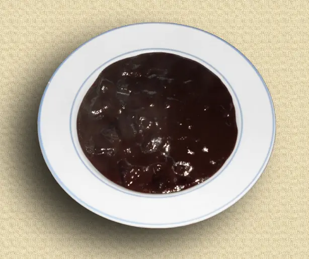 Foto von Schwarzsauer (Traditionelle Norddeutsche Blutsuppe) – fertig angerichtet
