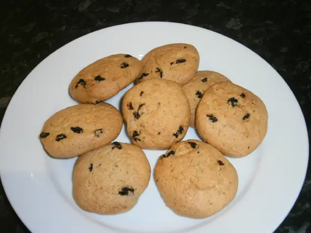 Foto von Shrewsbury Cake (Traditionelles englisches Gebäck) – fertig angerichtet