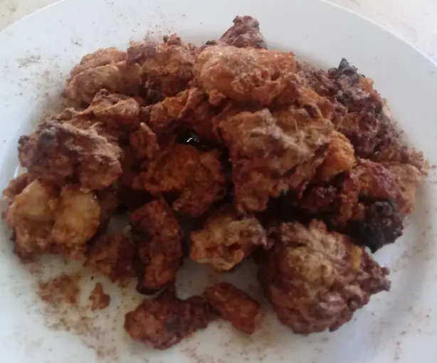 Foto von Taiwanese Fried Chicken (Popcorn Chicken) – fertig angerichtet