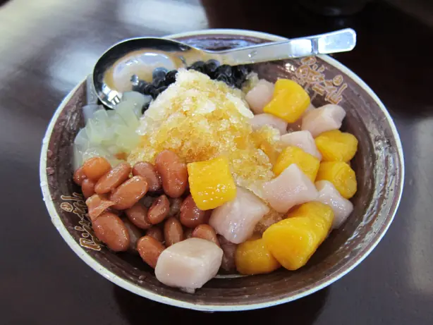 Foto von Taiwanesische Taro-Bällchen – fertig angerichtet