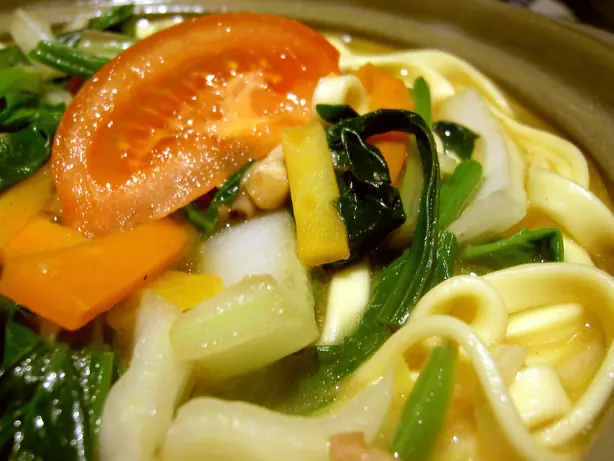 Foto von Tibetische Thukpa (Nudelsuppe) – fertig angerichtet