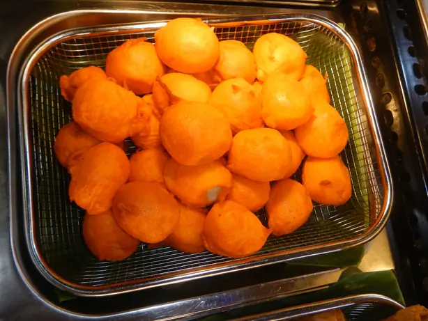 Foto von Tokneneng (Philippinisches Streetfood) – fertig angerichtet