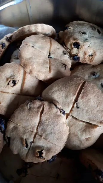 Foto von Traditionelle Soul Cakes (Seelenkuchen) – fertig angerichtet
