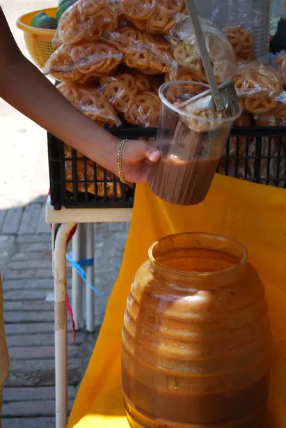 Foto von Traditioneller Pozol de Cacao – fertig angerichtet