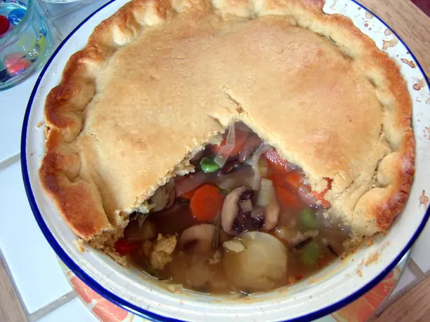 Foto von Woolton Pie – fertig angerichtet