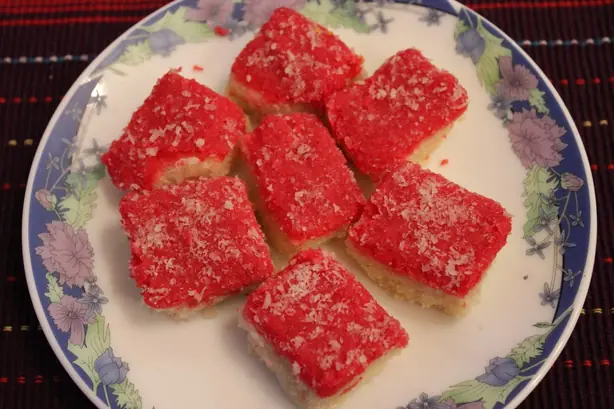 Two Layered Coconut Barfi – Foto: Ravi Talwar (CC BY-SA 4.0)