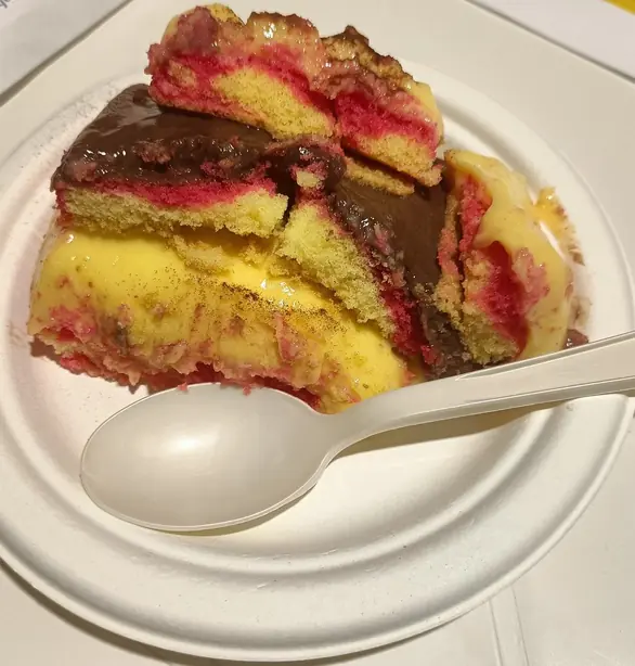 Foto von Zuppa Inglese – fertig angerichtet